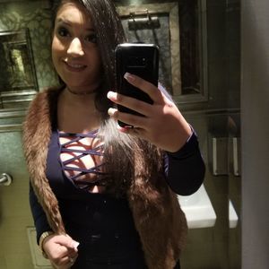 Meet your Posher, Pamela